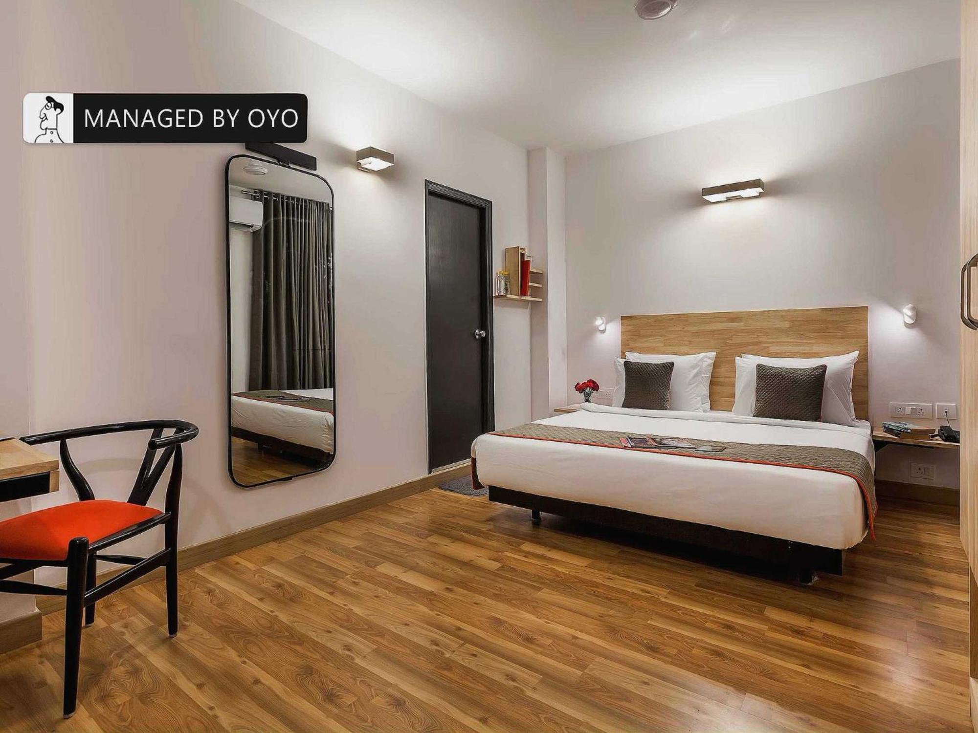 Hotel Gautam Residency ニューデリー エクステリア 写真