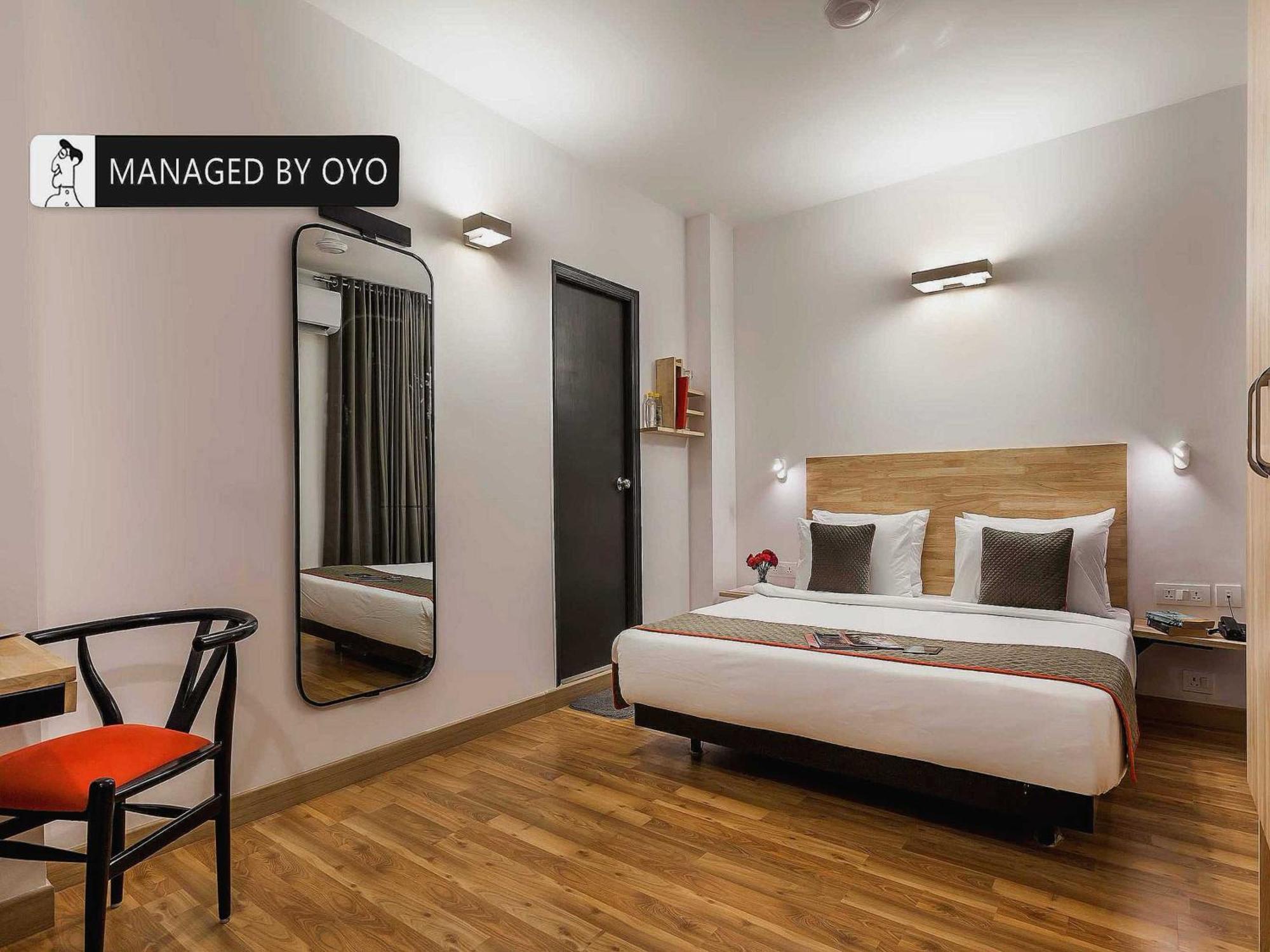 Hotel Gautam Residency ニューデリー エクステリア 写真