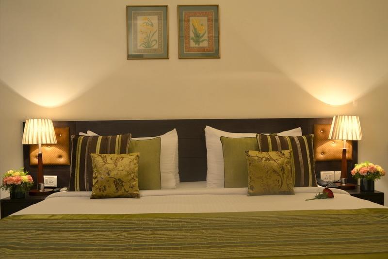 Hotel Gautam Residency ニューデリー エクステリア 写真