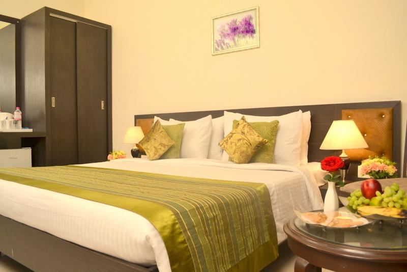 Hotel Gautam Residency ニューデリー エクステリア 写真